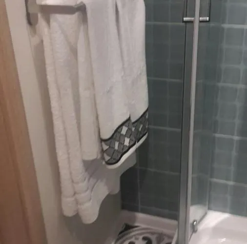 The Cozy Studio, Centre * Warna