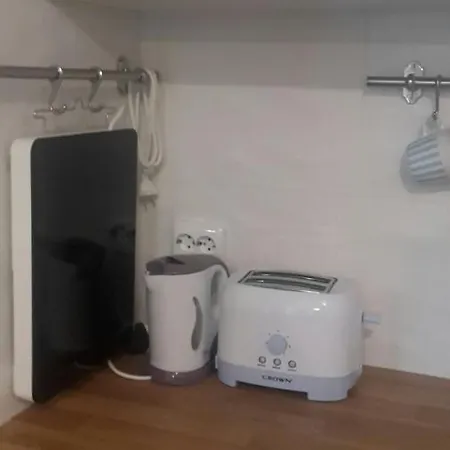 The Cozy Studio, Centre Warna